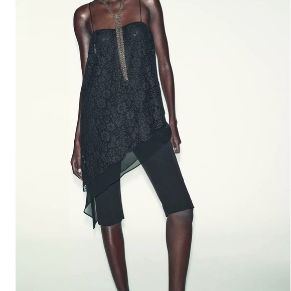 Zara Black Floral Lace Top - Picture 2 of 9